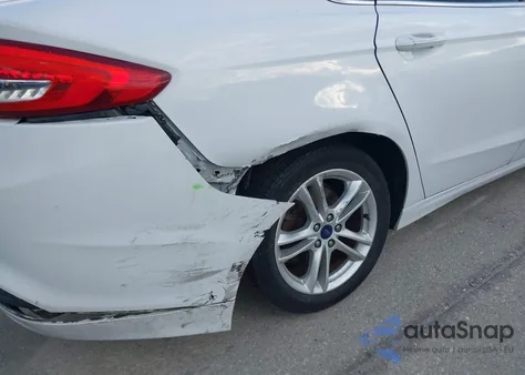 2018 Ford Fusion Hybrid Se z USA, uszkodzony, nr VIN 3FA6P0LU8JR172336